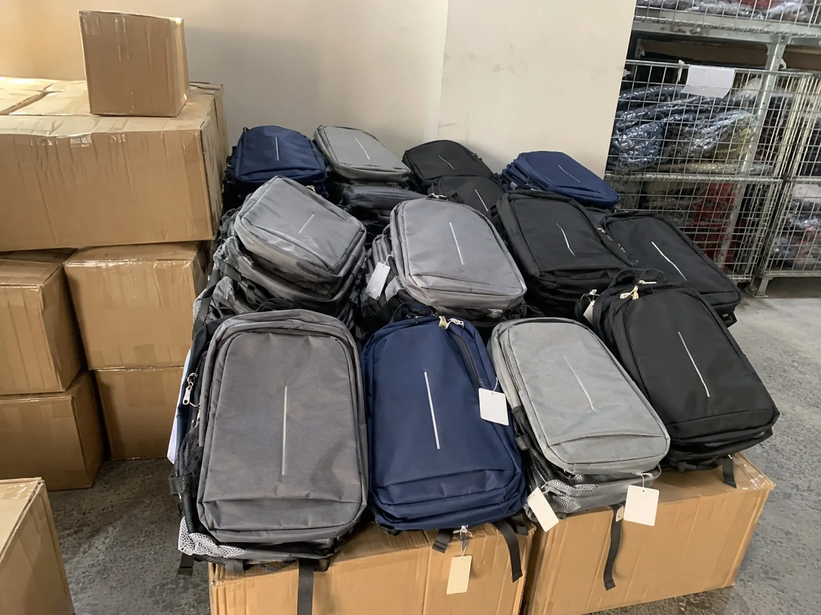 custom backpacks buyer fit example 2
