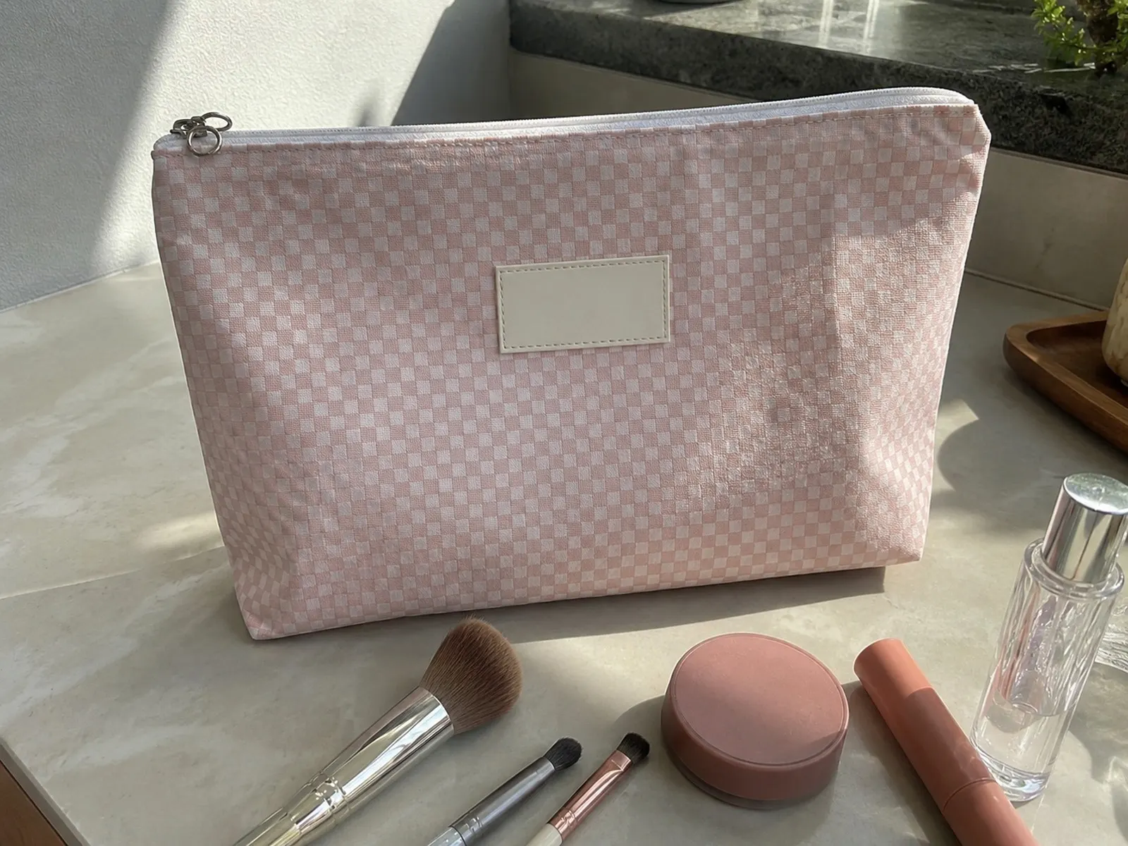 custom cosmetic bags buyer fit example 1
