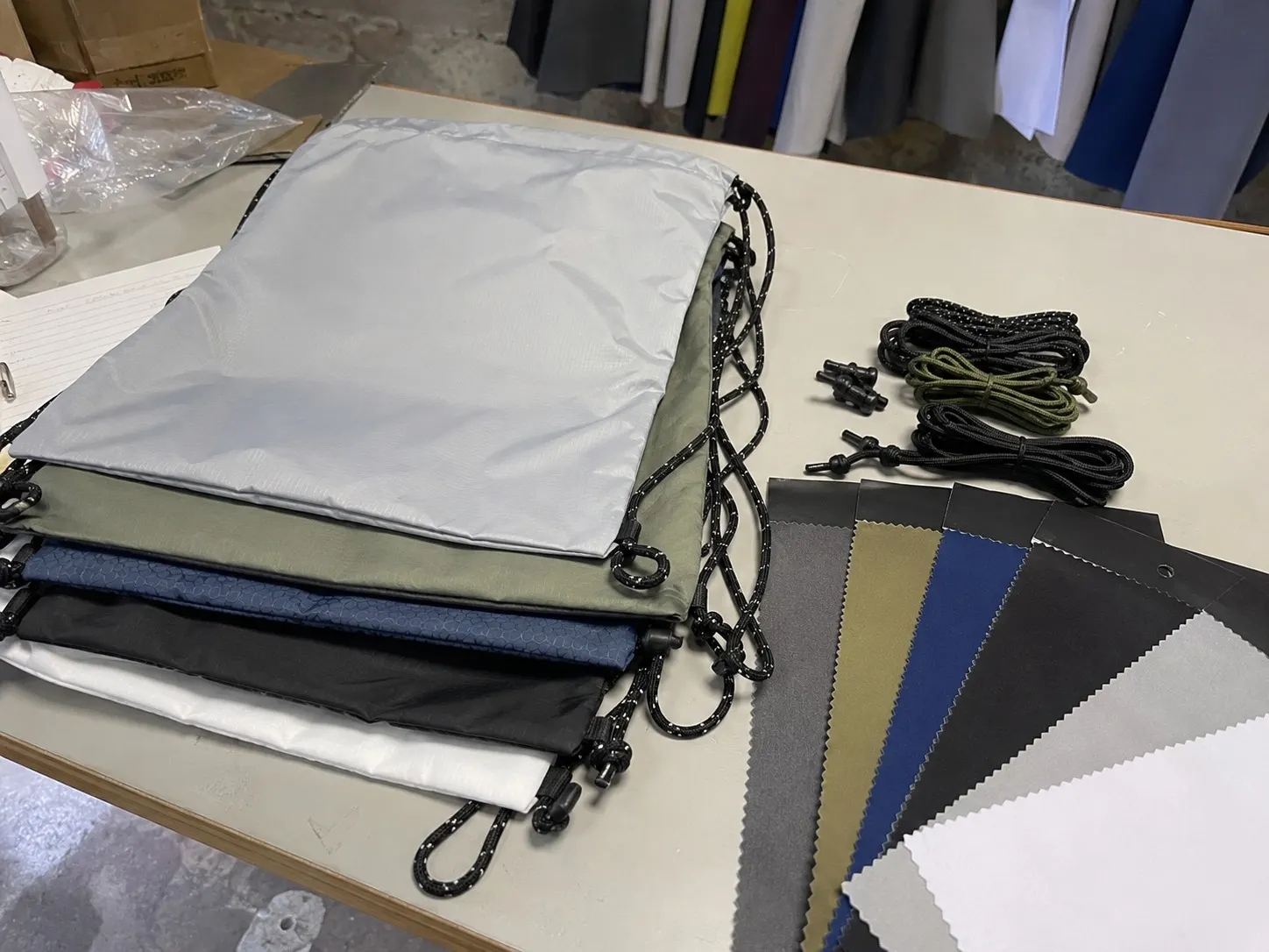 KOL and influencer drops custom bag scene