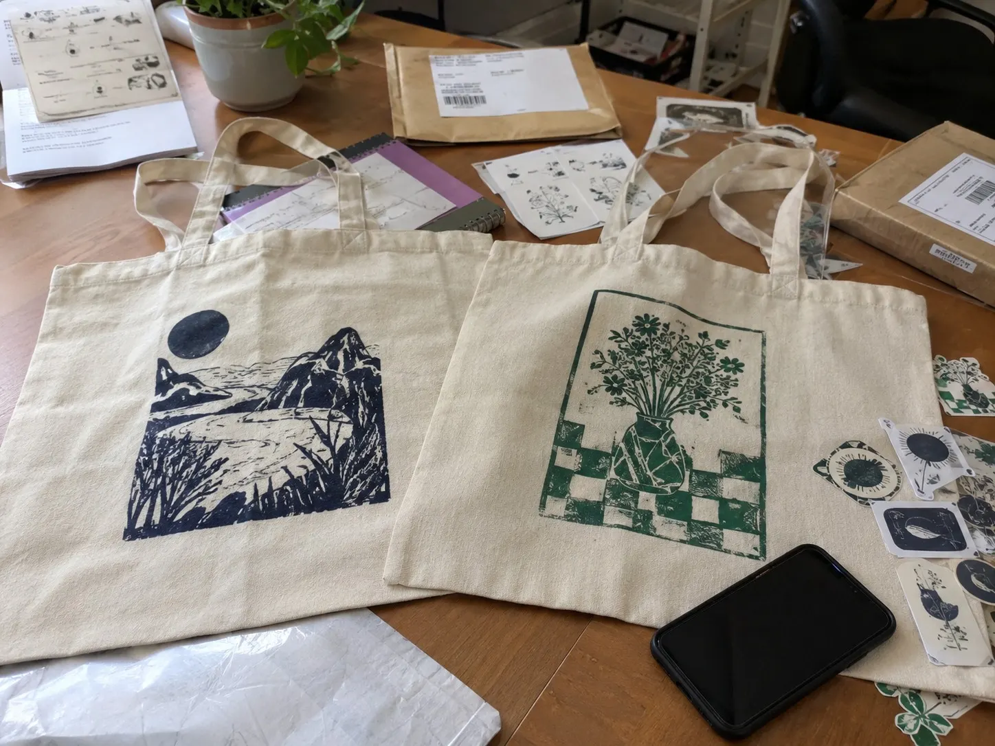 Creator and KOL merch custom bag scene