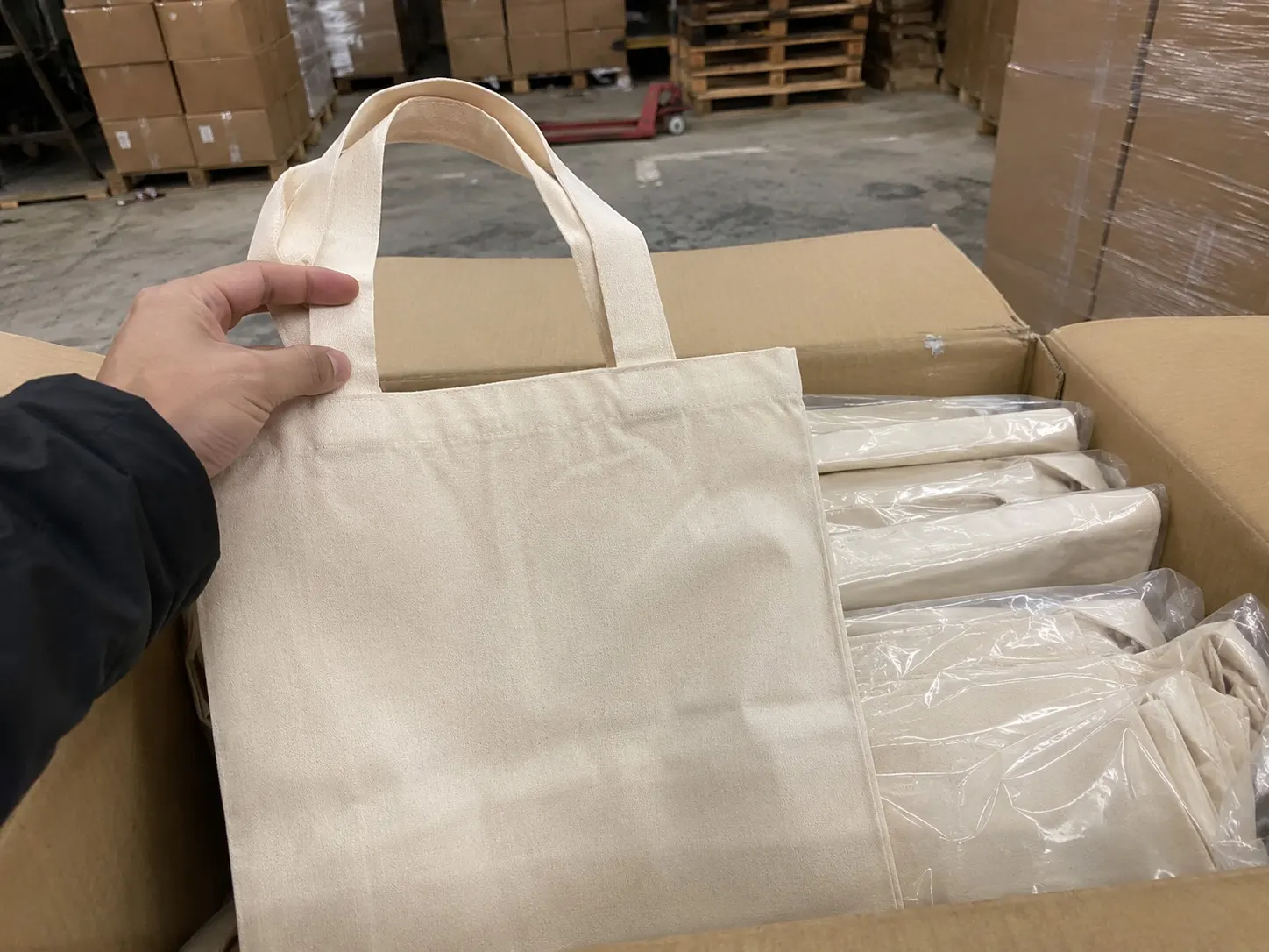 Foldable or lightweight event tote sample photo
