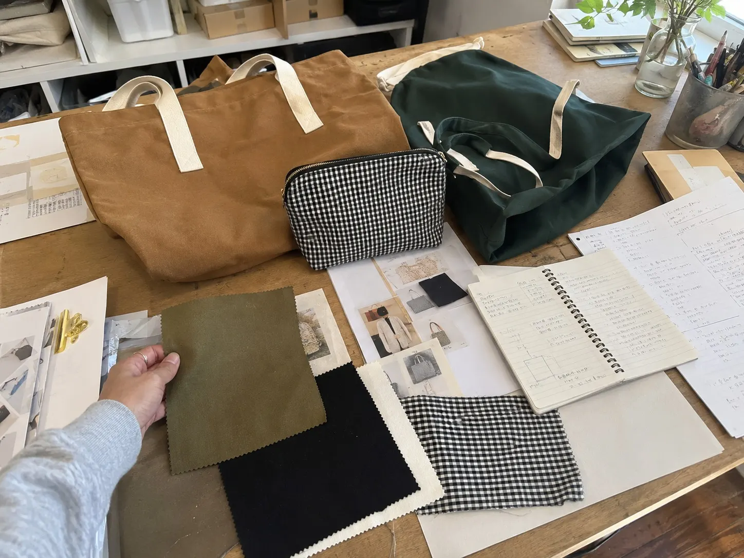 Brand and organization custom bag program sample table photo