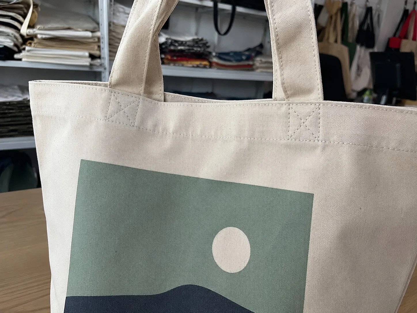 Starter tote program sample photo